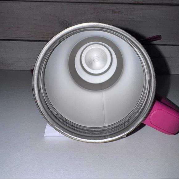 Stanley x Starbucks 40oz Quencher Tumbler Winter Berry Glitter & Gold NWT - Picture 7 of 10